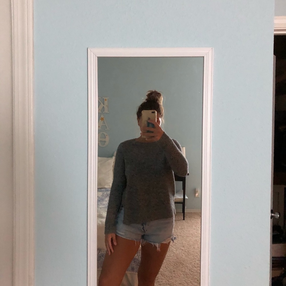 Very good quality Loft sweater